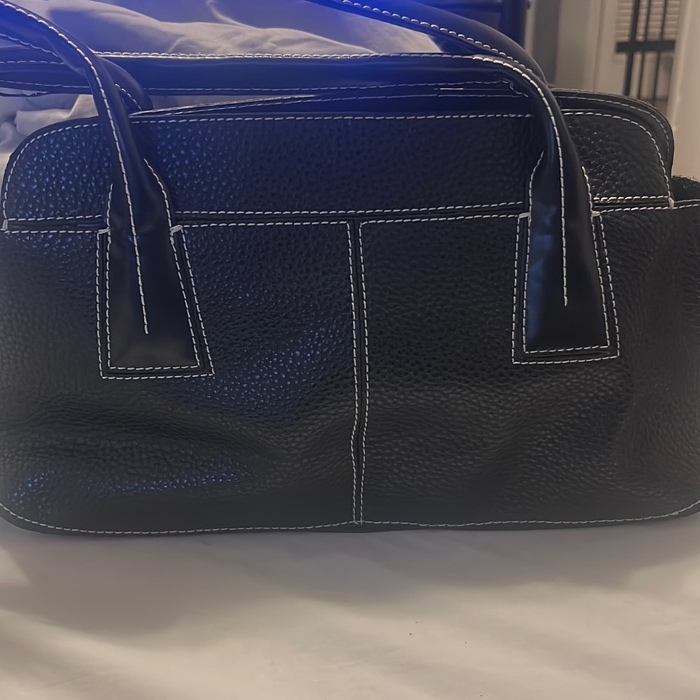 Black hang bag